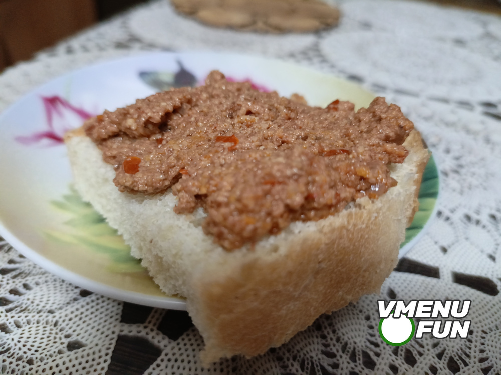  Паштет из грецких орехов с помидорами