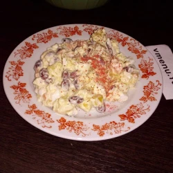 Салат из картофеля, яиц, фасоли с майонезом