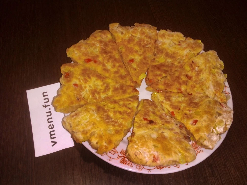 Лепёшки из бездрожжевого теста с луком и болгарским перцем