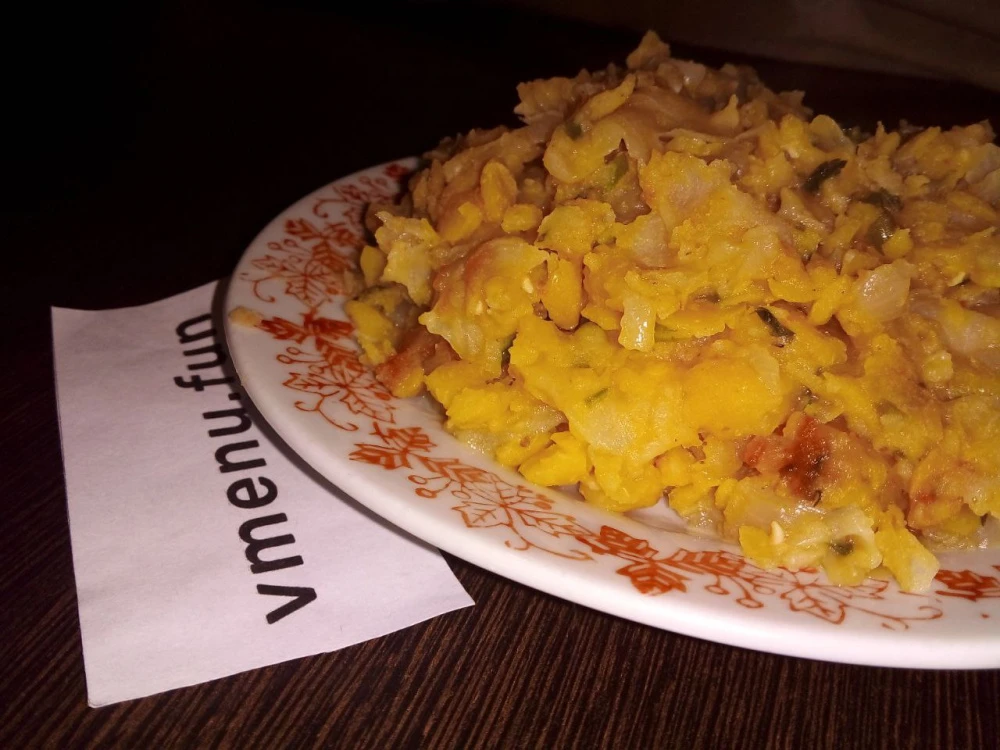 Горох тушёный с капустой и луком