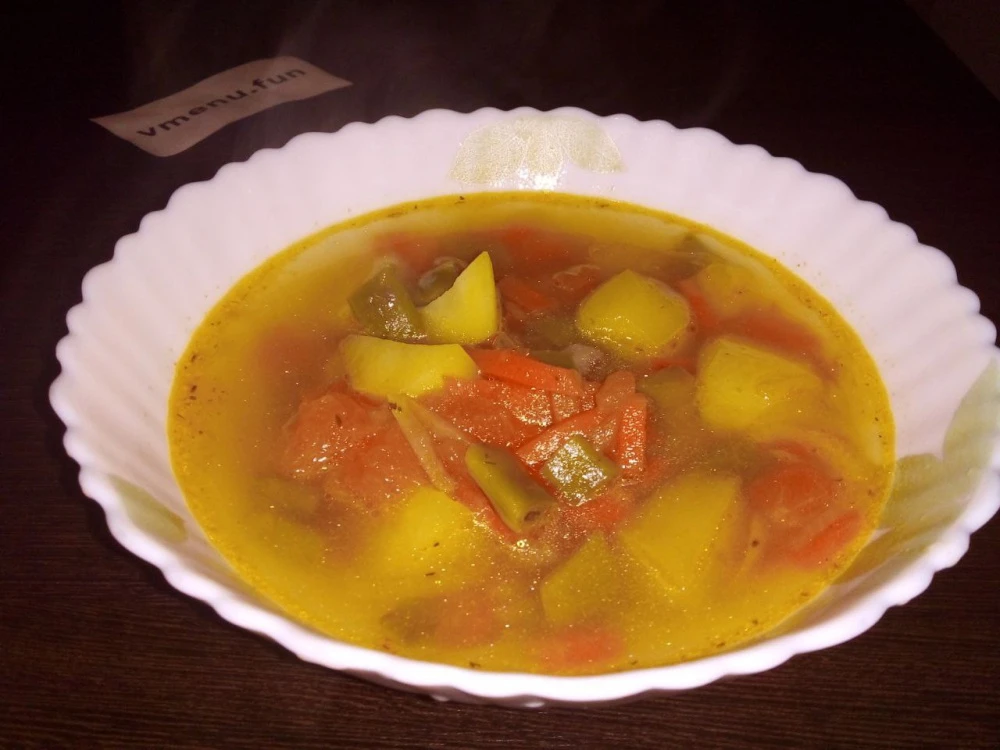 Овощной суп со стручковой фасолью