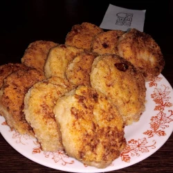 Котлеты из сейтана с грецкими орехами и рисом